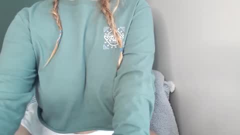 Misty Morgan online show from 09-11-25, 08:42