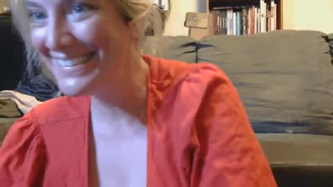 Misty Mountains online show from 07-31-26, 01:38