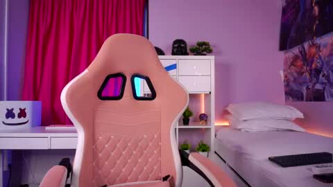 Misty online show from 02-09-26, 05:33