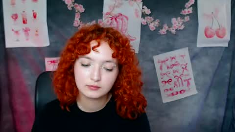 Snapshot of mistyrosee chatting on 06-11-26, 12:14 Aria online show from 06-11-26, 12:14