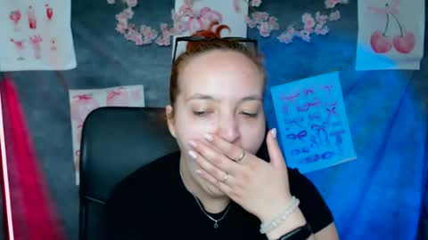 Snapshot of mistyrosee chatting on 06-20-26, 12:19 Aria online show from 06-20-26, 12:19