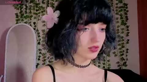 Snapshot of mistyverse chatting on 06-24-26, 12:26 Misty - mistymarlow online show from 06-24-26, 12:26