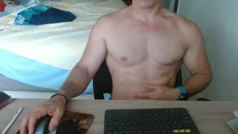 Snapshot of mitcheli chatting on 09-17-25, 02:19 Onlyfans online show from 09-17-25, 02:19