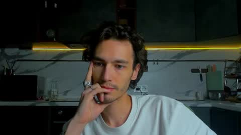 MitchelKurse online show from 07-23-26, 01:41