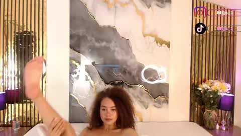 Mtica Brennet online show from 05-12-26, 05:15