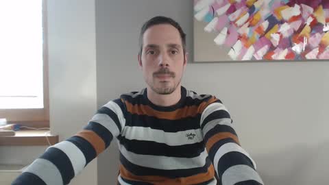 Snapshot of mitsch01 chatting on 12-20-24, 01:22 Mitsch online show from 12-20-24, 01:22