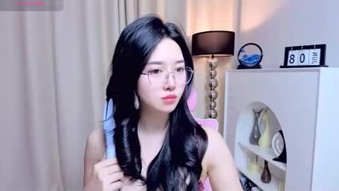 Snapshot of miu99999 chatting on 06-09-26, 02:12 miu99999 online show from 06-09-26, 02:12