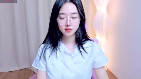 miu_999 online show from 05-01-26, 04:17