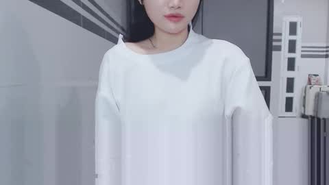 miu_cute online show from 04-07-26, 09:48