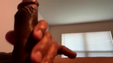 Snapshot of mixed7up chatting on 04-17-26, 12:24 mixed7up online show from 04-17-26, 12:24