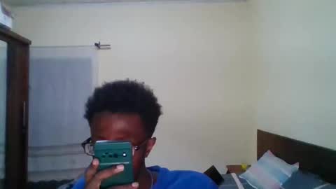 Snapshot of mixedboy_sexy chatting on 10-22-25, 02:39 mixedboy_sexy online show from 10-22-25, 02:39