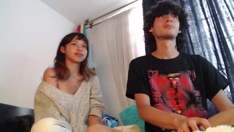 Naomi and Nekorii online show from 03-31-26, 08:42