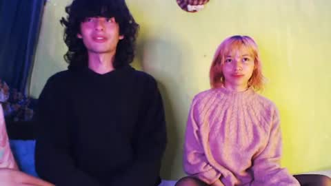 Naomi and Nekorii online show from 08-04-26, 11:51