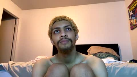 Snapshot of mixxychocolate chatting on 02-09-25, 01:33 Deanthony online show from 02-09-25, 01:33