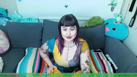 Snapshot of mizz_fieldss chatting on 10-03-25, 04:09 Elizabxth Fields online show from 10-03-25, 04:09