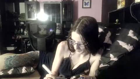 Snapshot of mizzbonez chatting on 02-05-26, 03:22 Mizz Bonez online show from 02-05-26, 03:22