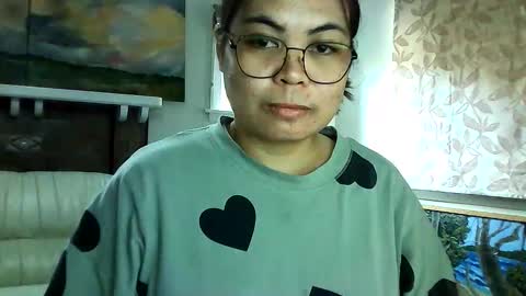 Snapshot of mizzmay chatting on 09-28-25, 02:06 Mizzmay online show from 09-28-25, 02:06