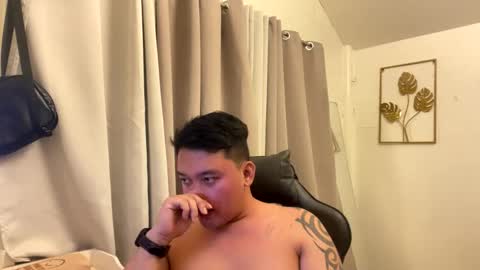 Snapshot of mj_xx7828 chatting on 05-06-26, 02:00 Michole Jay online show from 05-06-26, 02:00