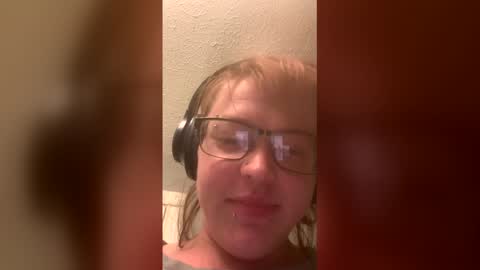 Snapshot of mjcoleman997 chatting on 12-03-25, 06:32 mjcoleman997 online show from 12-03-25, 06:32