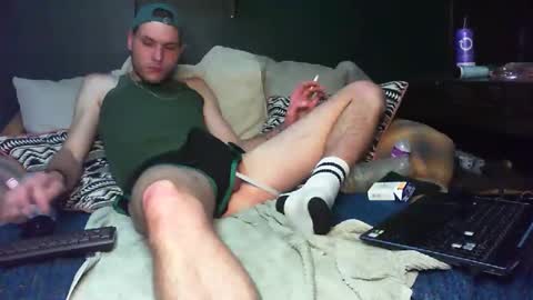 Snapshot of mjjunior1999 chatting on 09-28-25, 12:32 MikeyRix online show from 09-28-25, 12:32