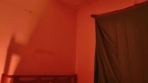 MoonLipson online show from 03-26-26, 05:02