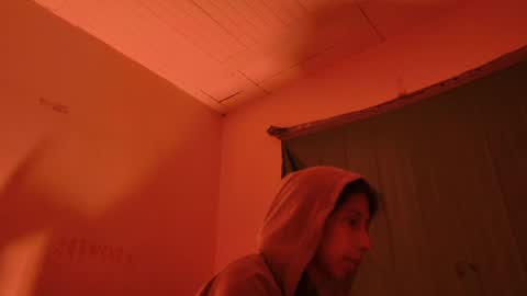 MoonLipson online show from 04-30-26, 03:02