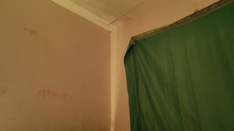 MoonLipson online show from 06-24-26, 01:37