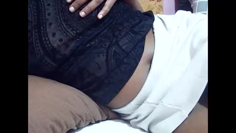Snapshot of mlle_kali chatting on 09-16-25, 01:06 Mlle Kali online show from 09-16-25, 01:06