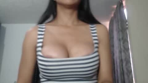 Snapshot of mmm_maryana1 chatting on 05-03-26, 12:22 mmm_maryana1 online show from 05-03-26, 12:22
