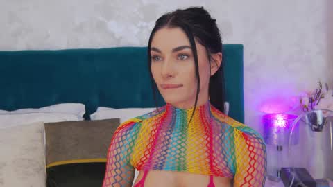 Jessie online show from 12-04-24, 01:14