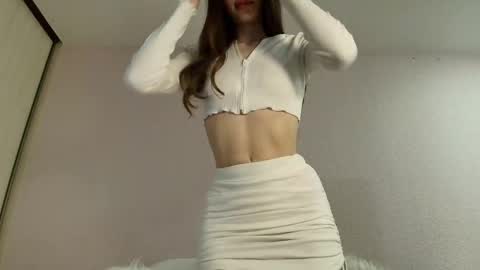 Ariela online show from 10-28-25, 02:09