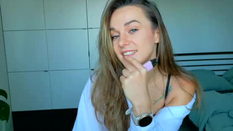 mmminnie online show from 11-27-25, 11:56