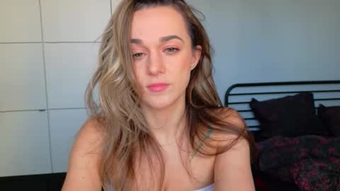 mmminnie online show from 03-27-26, 07:58