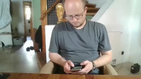 moe alias mnebram online show from 07-18-26, 02:32