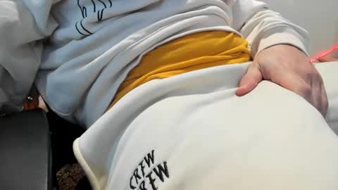 Snapshot of mnmassive chatting on 01-08-25, 05:59 M online show from 01-08-25, 05:59