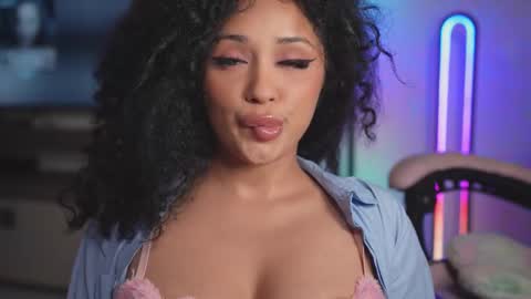 Ruxxx online show from 10-20-25, 08:15