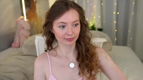 Snapshot of moan_elisa chatting on 06-20-26, 05:10 moan_elisa online show from 06-20-26, 05:10
