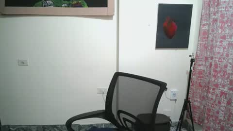 Snapshot of mocca_117 chatting on 06-19-26, 03:11 Sam online show from 06-19-26, 03:11