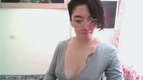 Snapshot of mocca_117 chatting on 06-20-26, 06:11 Sam online show from 06-20-26, 06:11