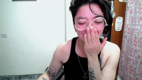 Snapshot of mocca_117 chatting on 07-18-26, 02:05 Sam online show from 07-18-26, 02:05