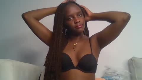 Snapshot of mochauara chatting on 07-25-26, 09:45 mocha online show from 07-25-26, 09:45
