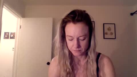 mockingbirds91 online show from 03-28-26, 03:39