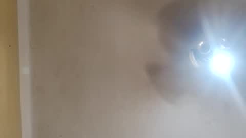 Snapshot of modelo_web18 chatting on 02-26-26, 02:49 camilo online show from 02-26-26, 02:49