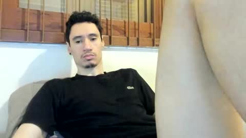 Snapshot of moderdelier chatting on 02-15-25, 12:54 DigBreed online show from 02-15-25, 12:54