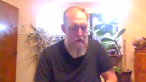 Snapshot of moeblick chatting on 09-29-25, 11:48 moeblick online show from 09-29-25, 11:48