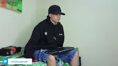 Snapshot of mohamed_malik chatting on 12-04-25, 11:35 mohamed_malik online show from 12-04-25, 11:35