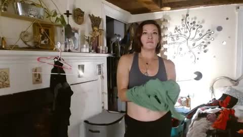 MoistKnickerChick online show from 12-07-24, 04:31