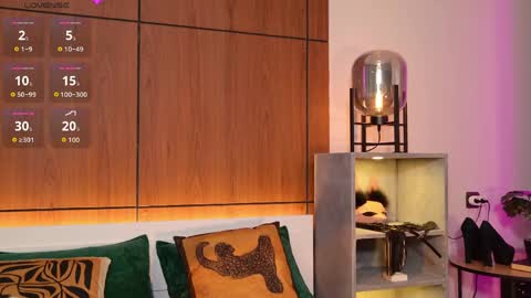 moliqin online show from 04-30-26, 07:25