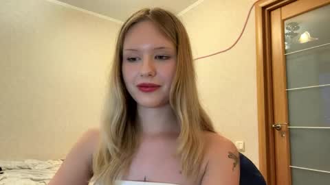 Lisa online show from 05-06-26, 02:11