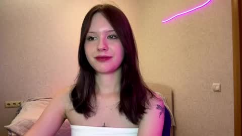 Lisa online show from 05-13-26, 02:25